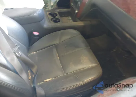 2008 Chevrolet Silverado 1500 Ltz из США, поврежденный, VIN 2GCEK19J681135842